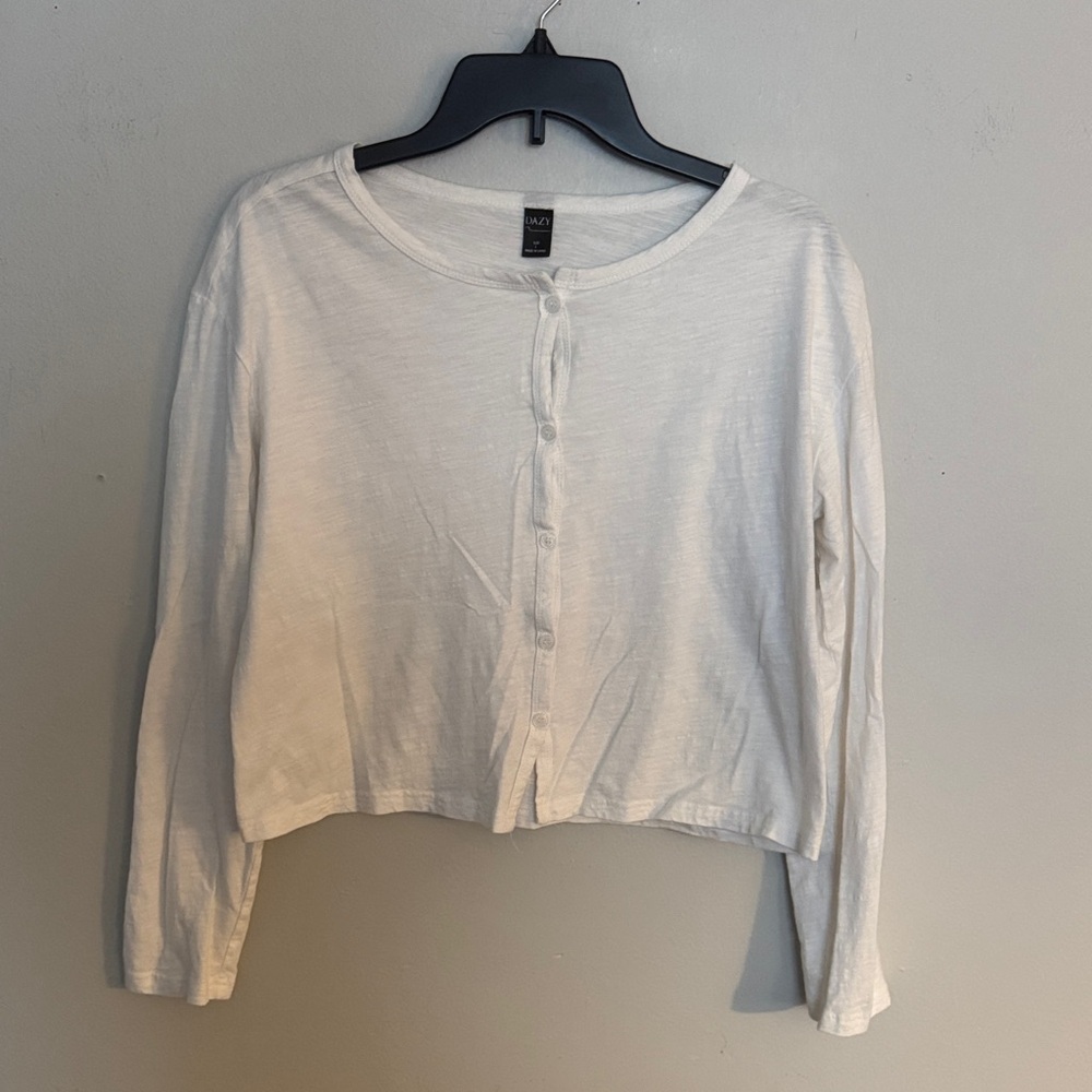Dazy White Button-Up Cropped long sleeved tee size large